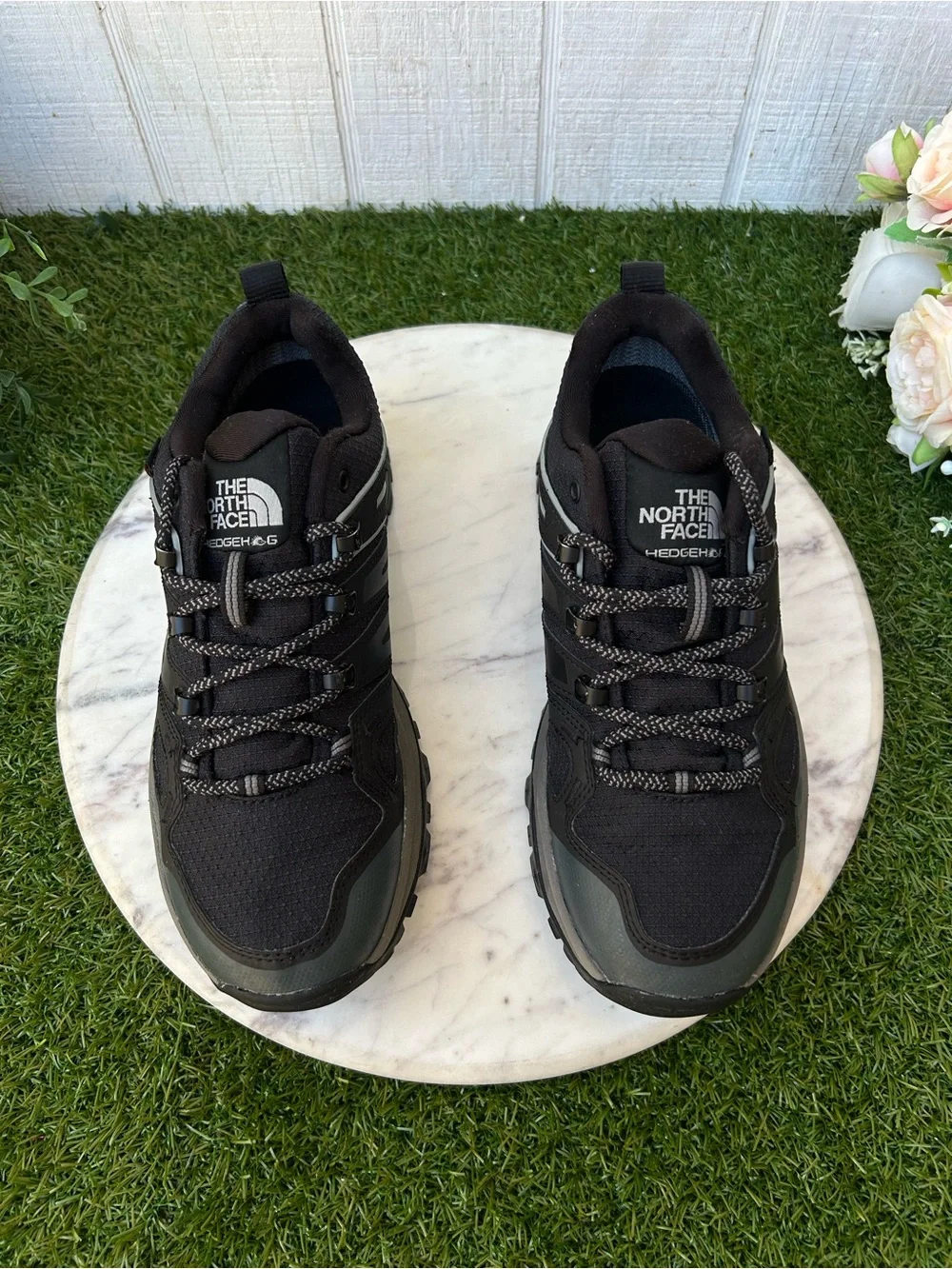 THE NORTH FACE Hedgehog GORE-TEX $210 women 7.5 gently use TNF Black/Asphalt Gr